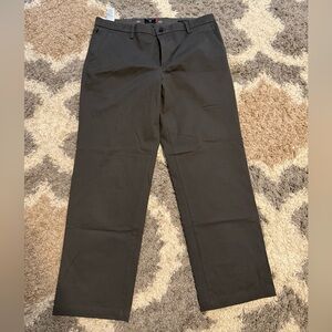 Dockers Men's Charcoal Chinos